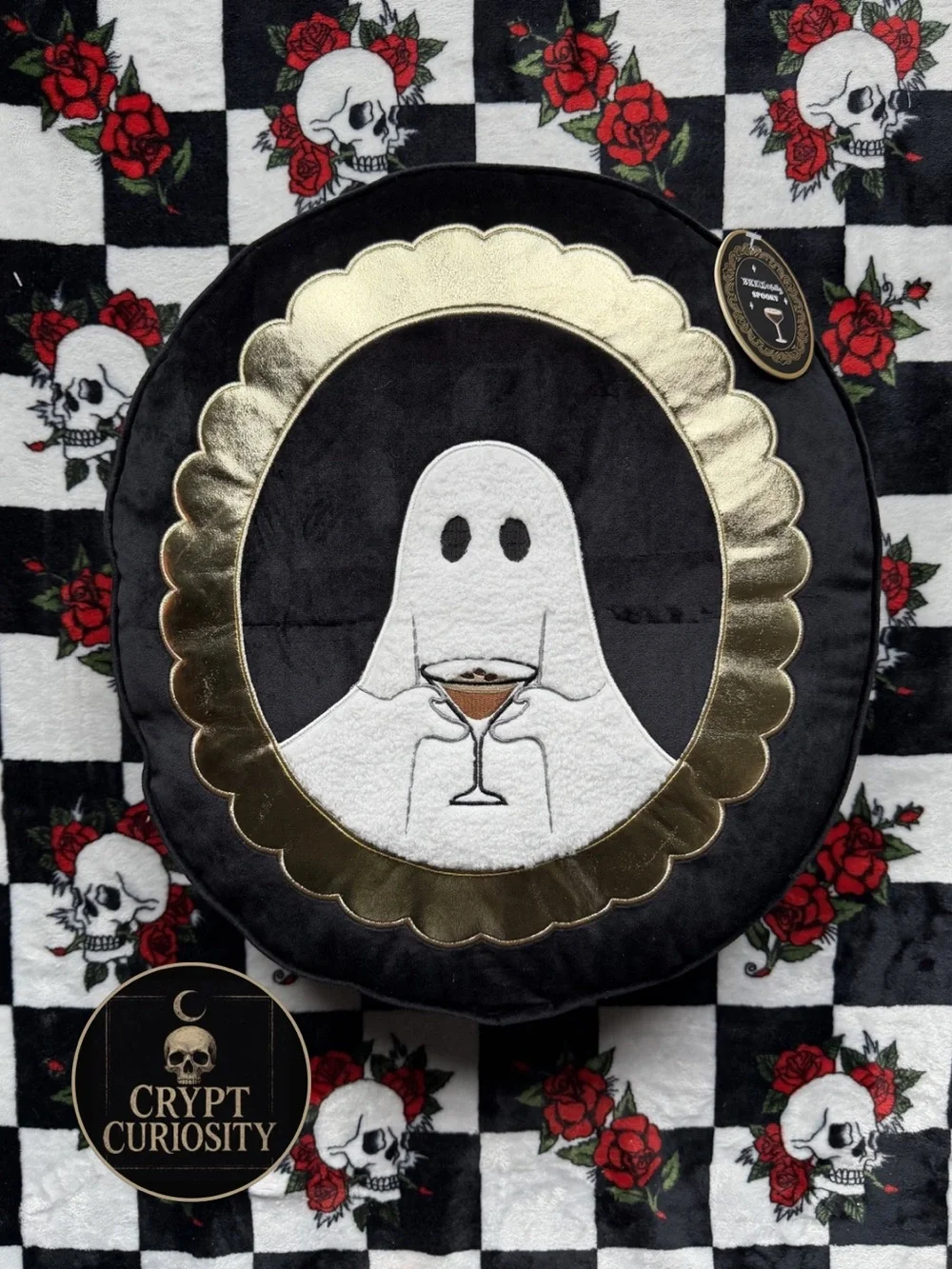 BRAND NEW HALLOWEEN OVAL VIRAL GHOST COFEE ESPRESSO MARTINI DECOR PILLOW